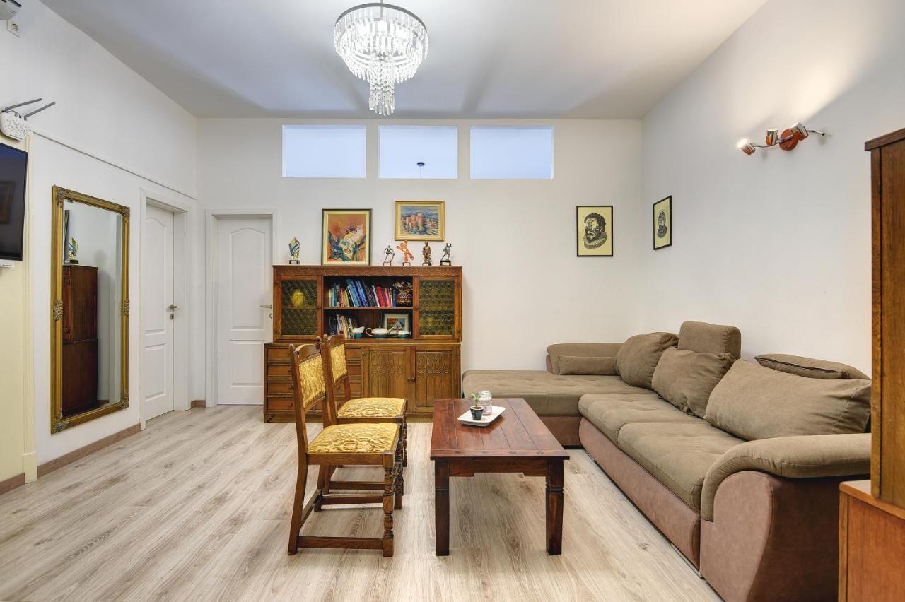 Apartments Rauch プーラ エクステリア 写真